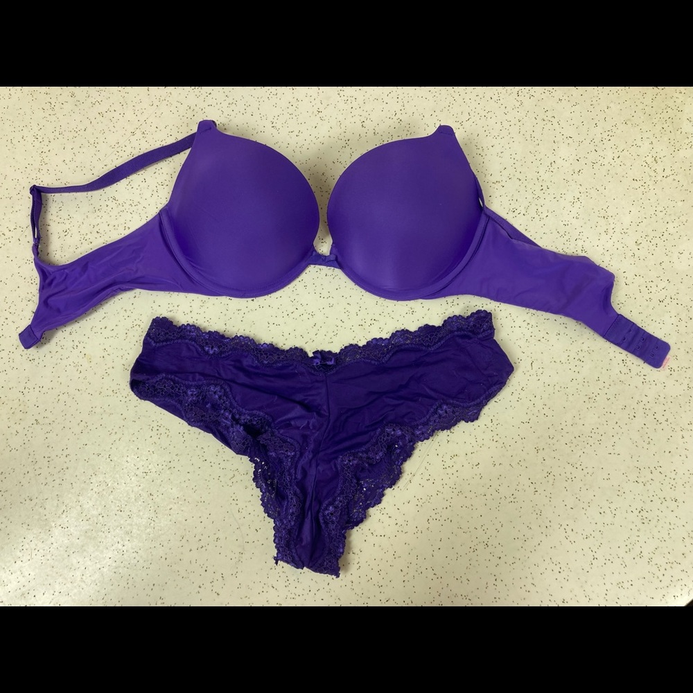 Victoria Secret Push Up Bra